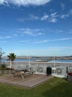 CP Marina Club Sky Luxury Studio Sleeps 4 - 3