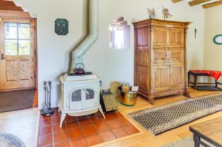 14 Mi to Taos Ski Valley Casa Tranquila with Views - 2