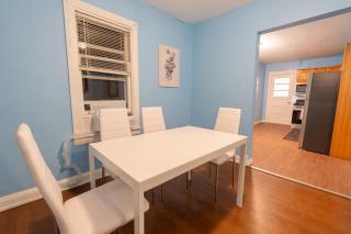 Cozy 1-Bedroom House in Tranquil Skokie With Free Parking - 6