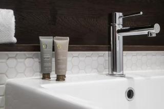 The Spire View Residence by Ready Set Stay - 6