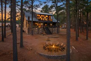 New Answered Prayers Pond Hot Tub Sleep 22 - 9