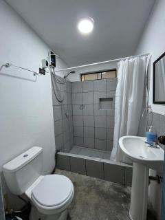 House with a panoramic view of the city and mountains - 2