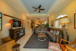 Colina 8E 2 bdr Garden View in Los Suenos - 9