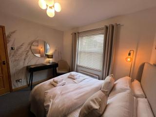 2 Bedroom Apartment 11 Minutes From Stansted Airport - 9