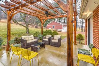 Serene 10-Acre Estate Near Loudoun County Wineries - 8