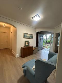 Vancouver Airport Rooms - Free Parking, Fast WiFi, Near Transit - 7