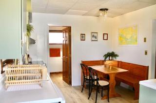 Ely Camp Haus - Vintage home in Downtown Ely - 6