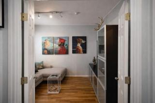Next to Manhattan 2 Bedrooms Apartment - Subway 20 steps, Manhattan 1 Stop - 3