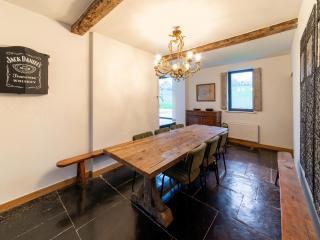 Charming holiday home with garden - 6