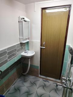 Immaculate home stay - 5