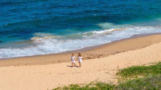 Acacia Family Oasis- Pool & Steps to Shelly Beach - 4