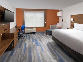 Holiday Inn Express & Suites Memphis Arpt Elvis Presley Blv by IHG - 1