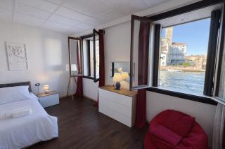 Zen Accommodations , Grand Canal - Veneza - 4