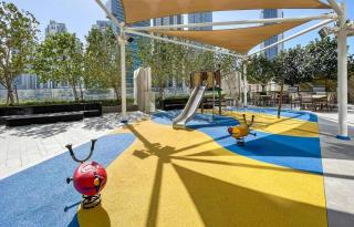 Vogue Downtown Boulevard Heights near Dubai Mall and Burj Khalifa, Two Bedroom Apartment with balcony and Access to all Amenities - 5