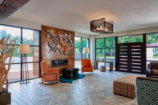 Fredericksburg Inn and Suites - Fredericksburg - 9
