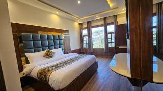 Mountain Vista - Shiimla Royale - Near Mall Road- Free pickup From railway station Simla - 1