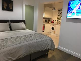Mildmay Road Apartments - 3