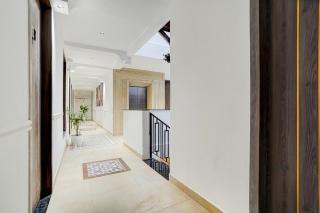 FabHotel Amrit Luxury Inn - 6