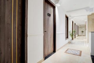 FabHotel Amrit Luxury Inn - 3