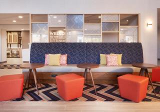 Hampton Inn & Suites Cleveland-Mentor - 9