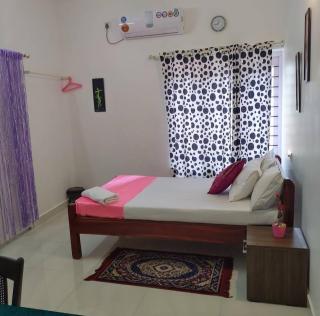 LA CASA THE HOMESTAY - 1