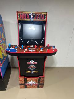 Coming soon! home in Rockford with 2 arcades - 8