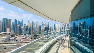 Sophisticated 2BR in JLT - Walk to Metro & Lake - 6