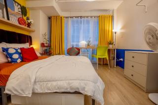 Modern Studio with Balcony near Ayala Makati - 4