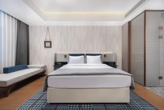 Wanda Moments Neo,Qiemo - 2