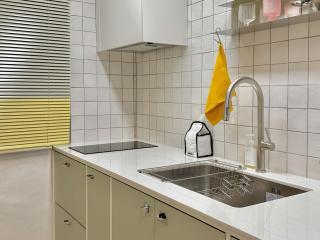 BTS World tour l Line 3ㅣ3 Queen Bedsㅣ8 Guestsㅣ1st FloorㅣDesigner's House - 1