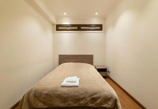 Modern 2 Bed Apartment - 2 Mins to Republic Square - 9