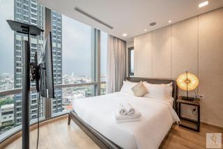 Iconic Landmark 81 Suites - Central Park - 2