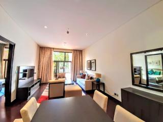 Luxe Getaways Royal Amwaj Palm Jumeirah Resort Apartment Holiday Home - 2