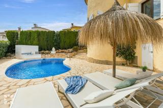 Villa Sea Breeze by Abahana Villas - 8