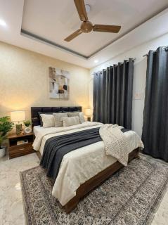 Sri Raghav G Golden Palace - 8