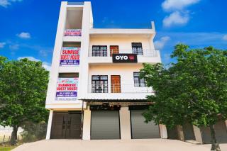 SPOT ON by OYO Hotel Aarya Inn - 2