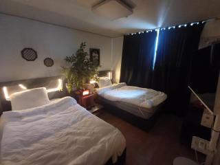 two minutes subway Cozy and Warm HousePoP Netflix game best inpra - 2