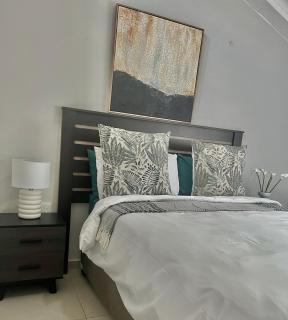 Urban Two Bedroom Loft in Fourways - 5