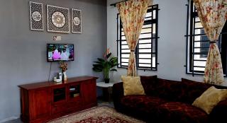 Homestay Kuala Dungun - Dungun - 4