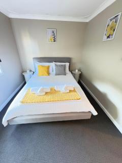 Lucky Charm Cottage - 8