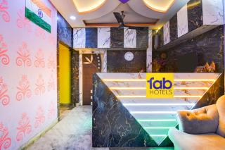 FabHotel Love Birds Chinar Park - 8