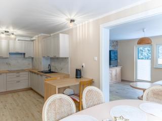 Domek przy strumyku - 3