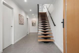 EntireTownhouse, living & views upstairs! - 5