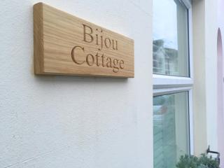 Bijou Cottage - 9