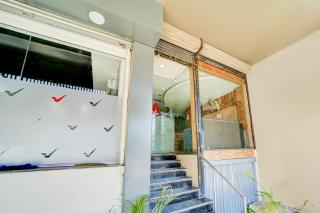 Collection O Shahpura Lakeview Formerly Hotel Royal Villa - 5