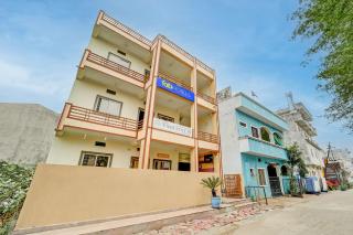 FabHotel Yash Stay Inn - 2