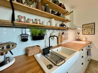 Honey Gardens venkovský apartmán v přírodní zahradě - 7