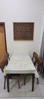 Cozy 2 Bedroom Apartment next to garden - 8