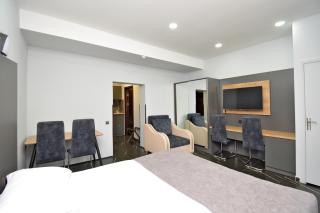 Апарт-отель ЛЕВЕЛ Ереван, Ханджян 47 - 2