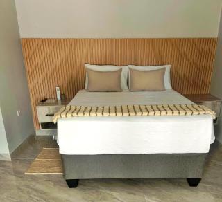 Marble Crest Guest House - 1